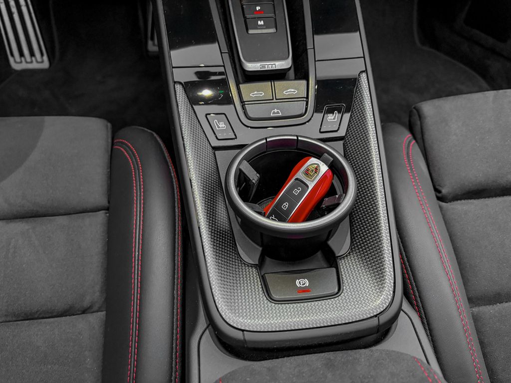Porsche 992 2024