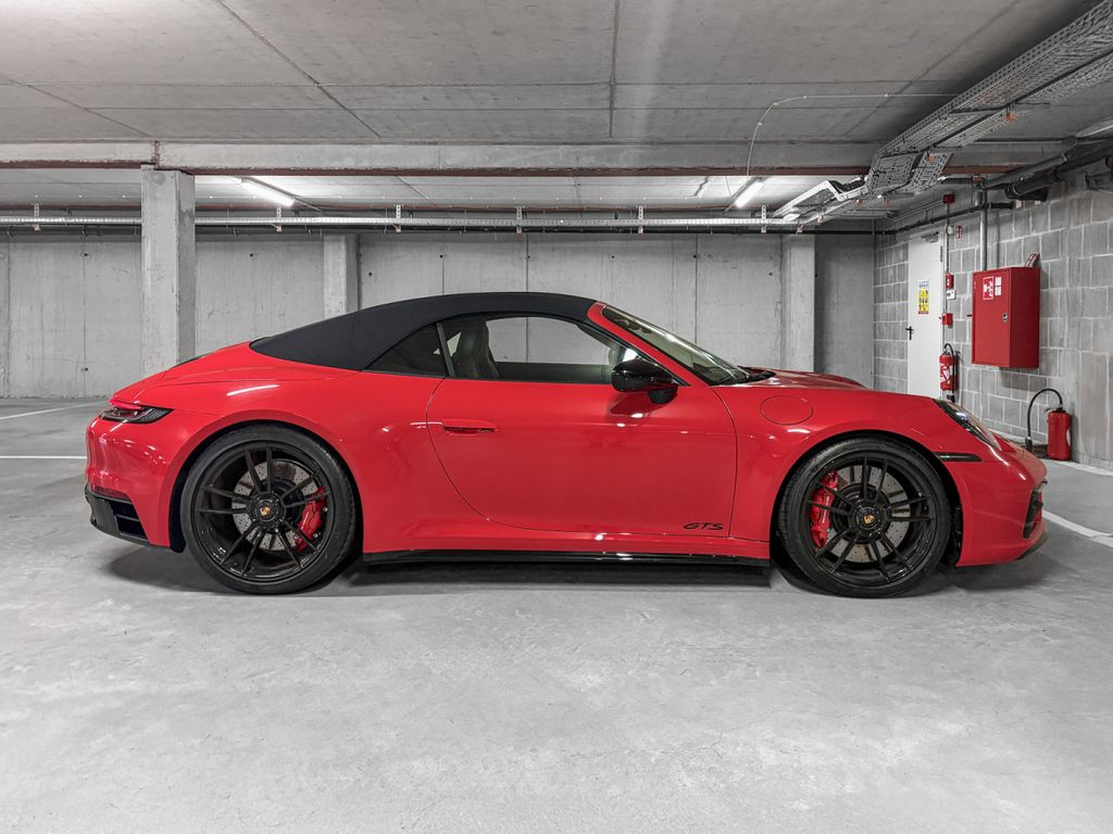 Porsche 992 2024