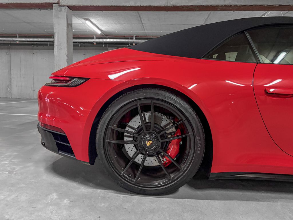 Porsche 992 2024