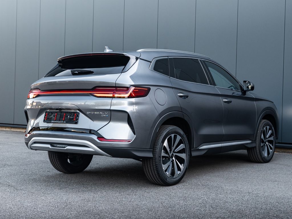 BYD SEAL U
