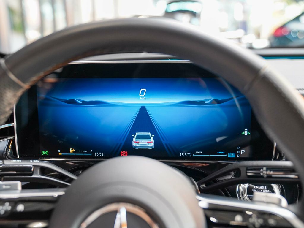Mercedes-Benz E 220 2024