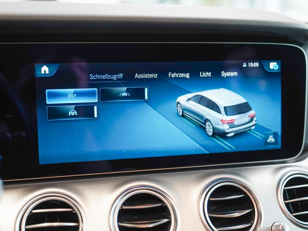 Mercedes-Benz E 300 2022