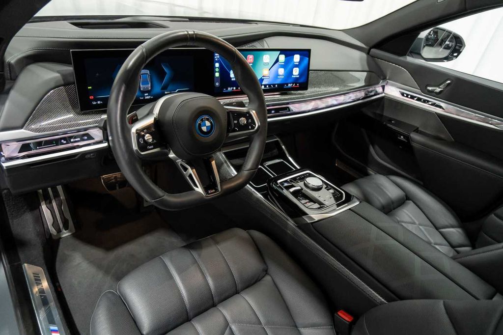BMW i7 2023