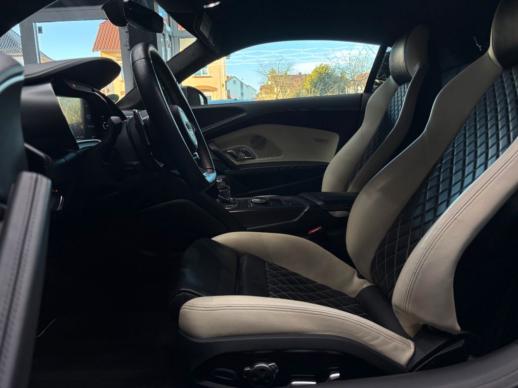 Audi R8 2021