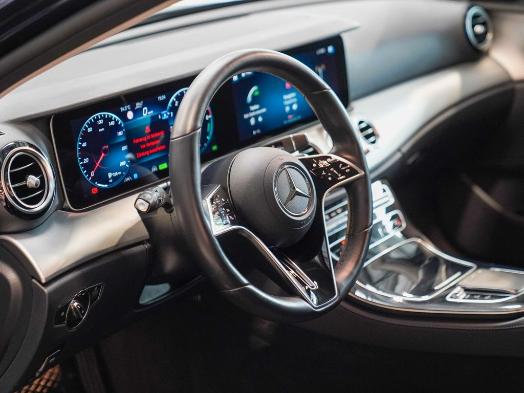 Mercedes-Benz E 300 2022