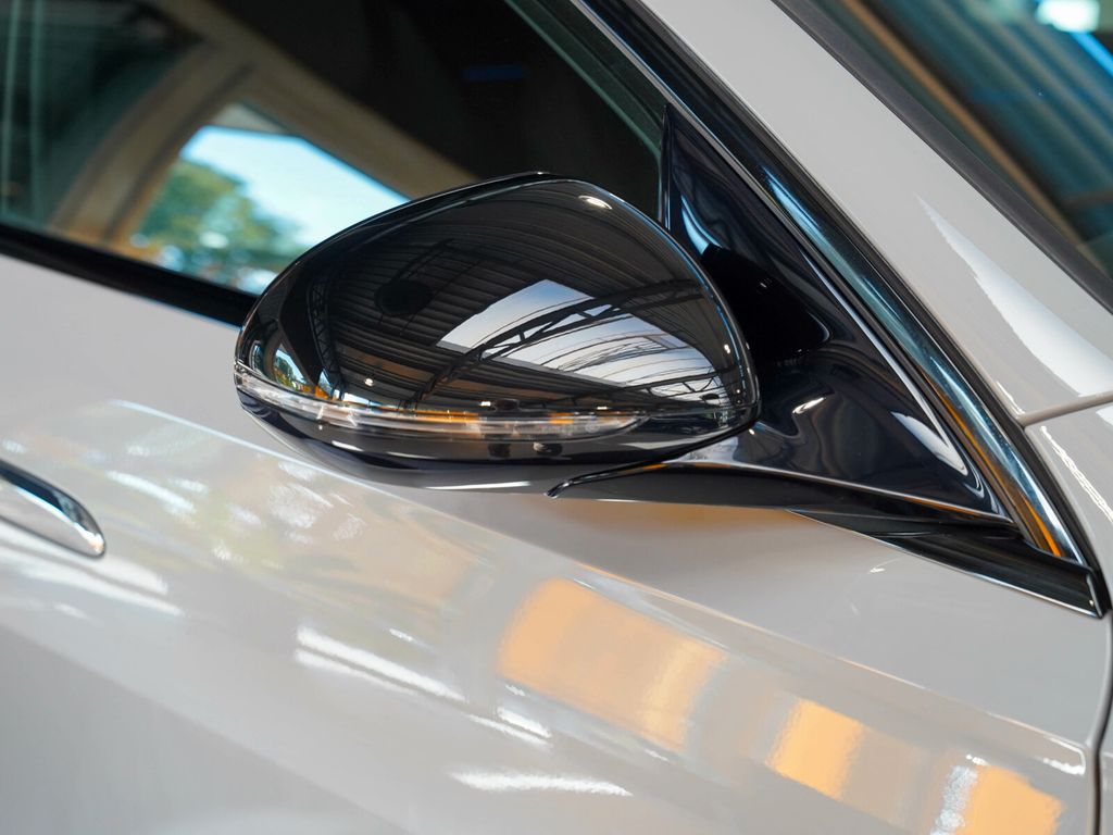 Mercedes-Benz E 220 2024