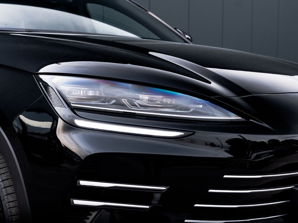BYD SEAL U