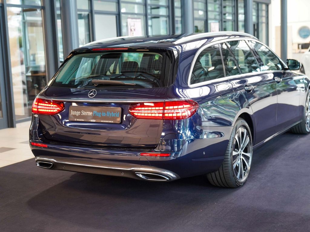 Mercedes-Benz E 300 2022