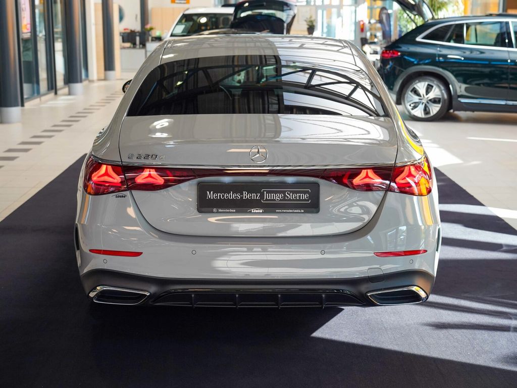 Mercedes-Benz E 220 2024