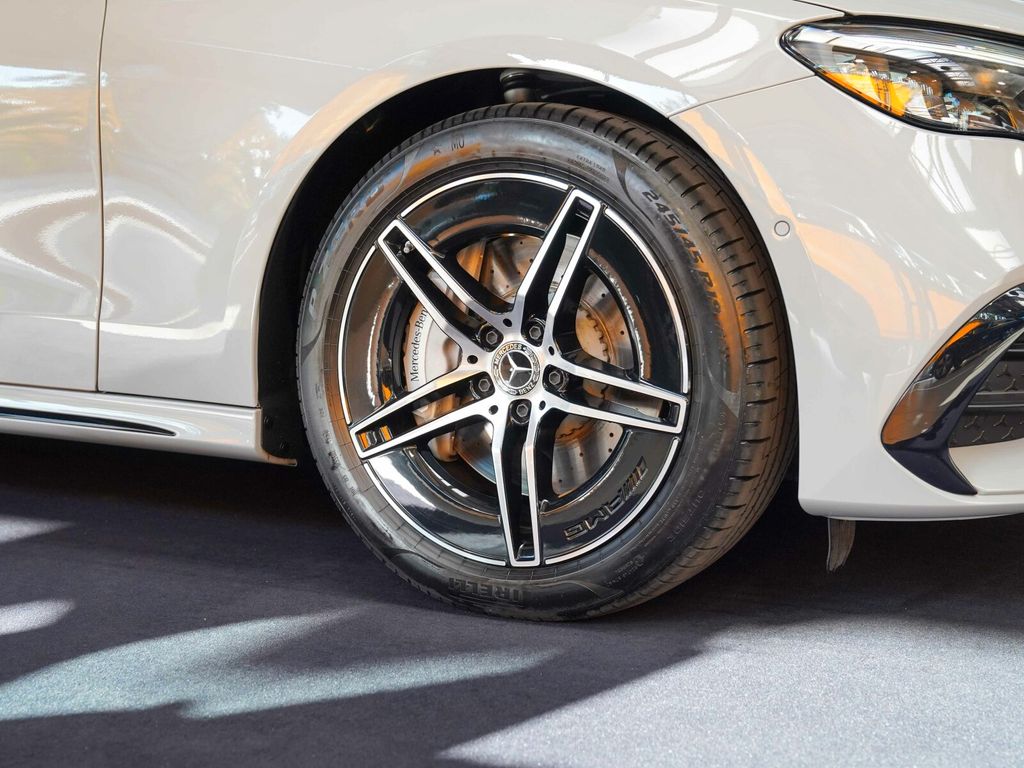 Mercedes-Benz E 220 2024