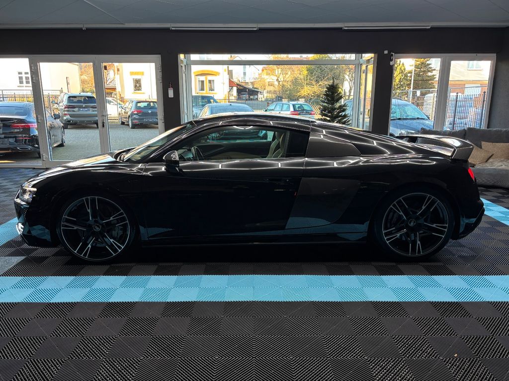 Audi R8 2021
