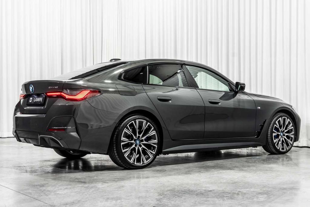 BMW i4 2023