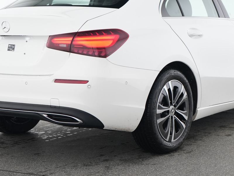 Mercedes-Benz A 180 2024