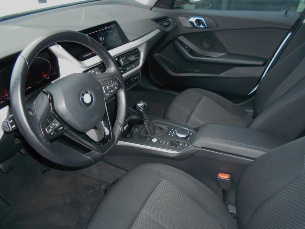 BMW 116 2022