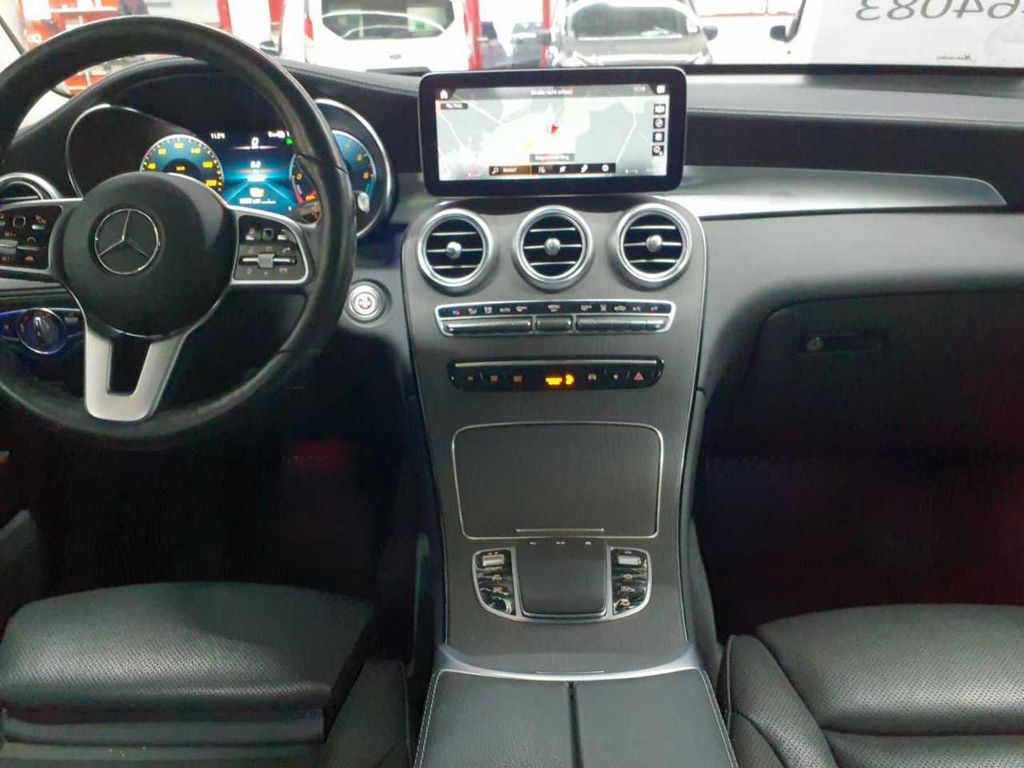 Mercedes-Benz GLC 300 2021