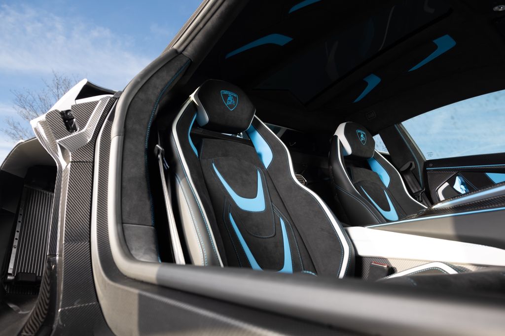 Lamborghini Other 2021