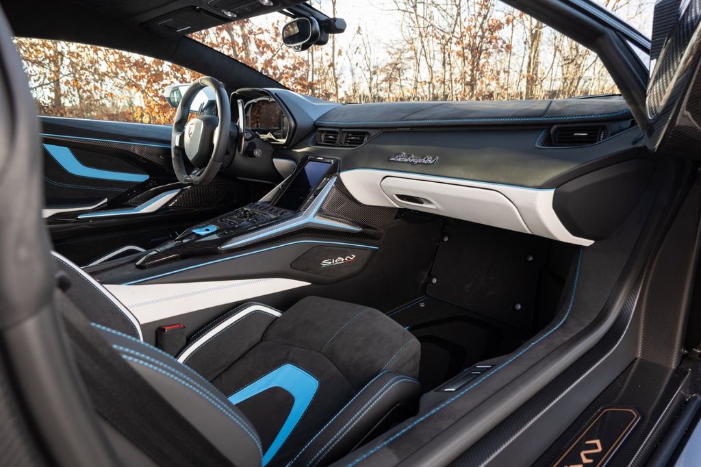 Lamborghini Other 2021