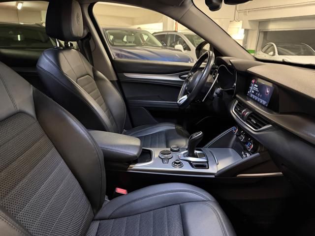 Alfa Romeo Stelvio 2021