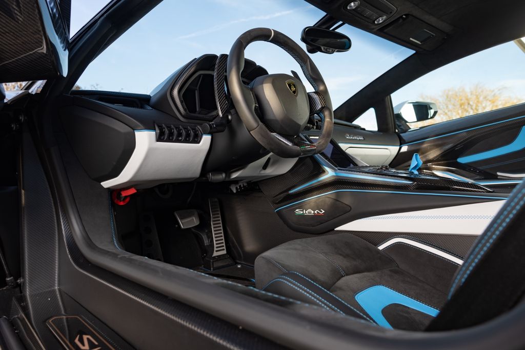 Lamborghini Other 2021