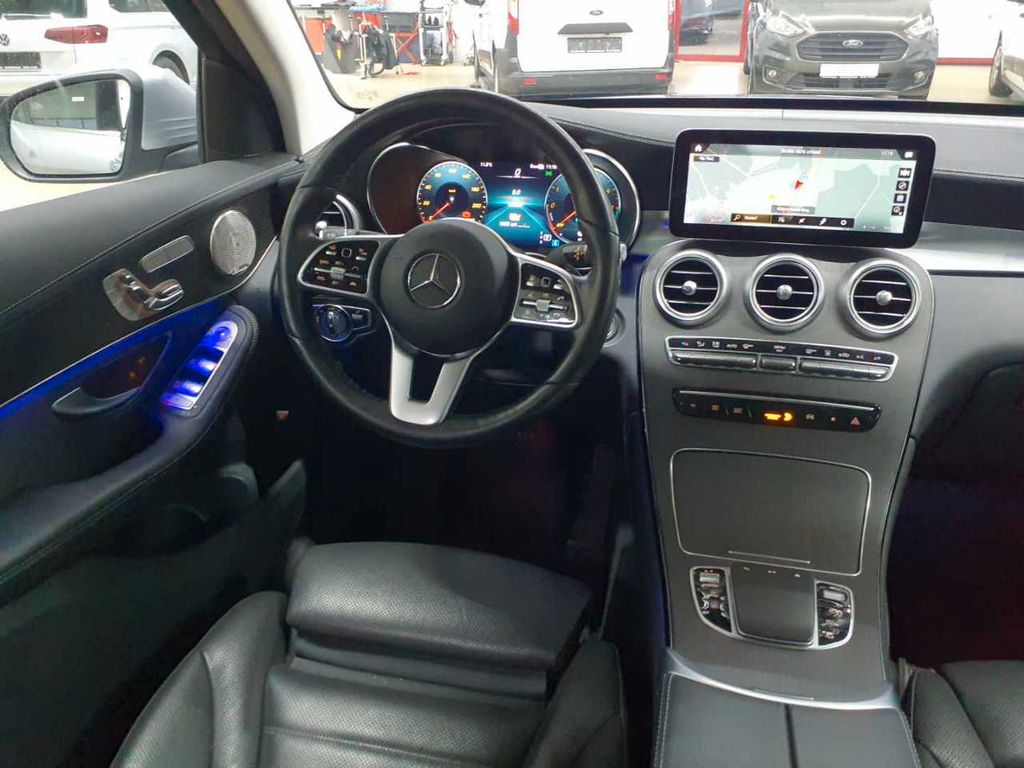 Mercedes-Benz GLC 300 2021