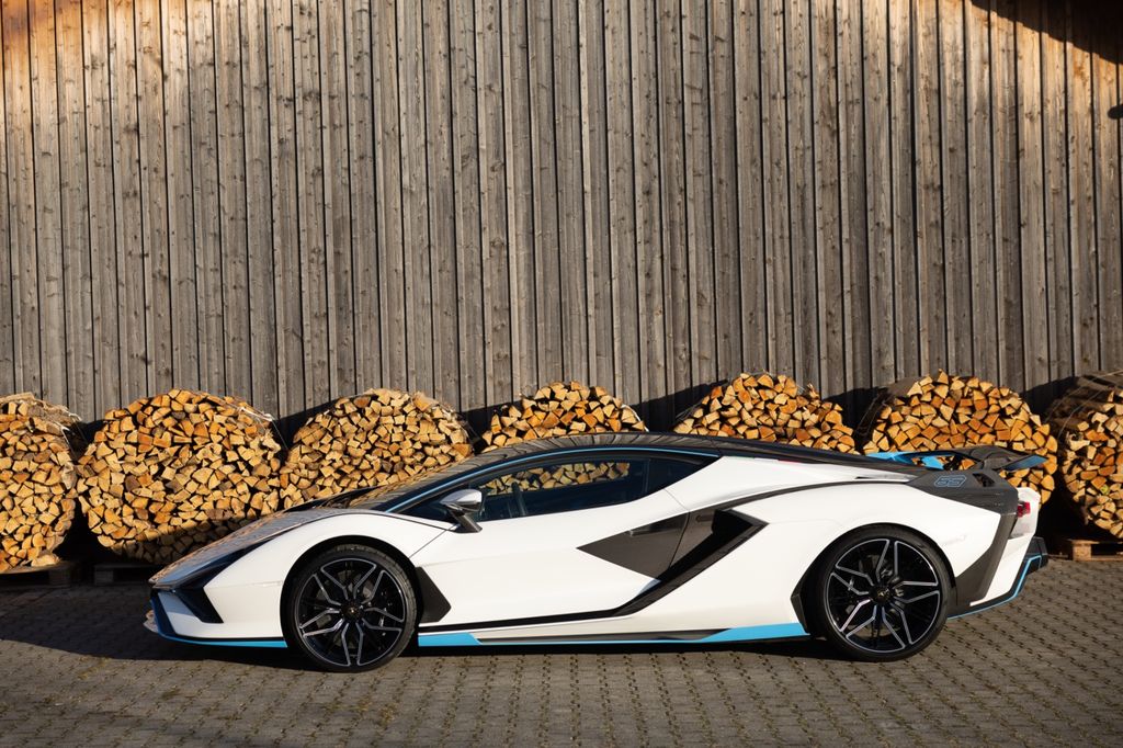 Lamborghini Other 2021