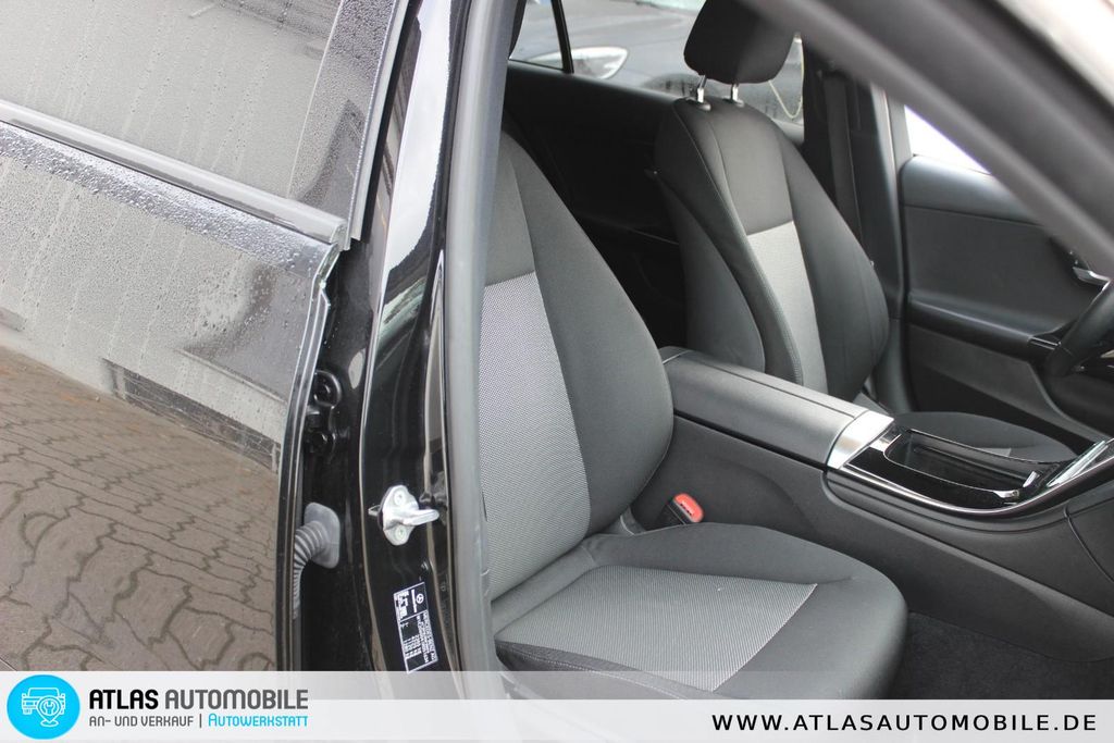 Mercedes-Benz C 220 2022