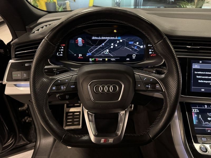 Audi Q8 2021