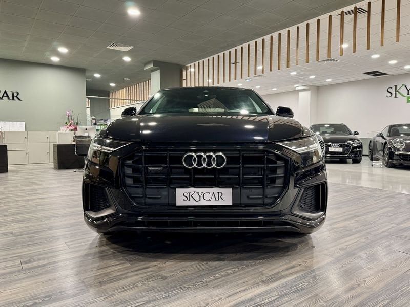 Audi Q8 2021