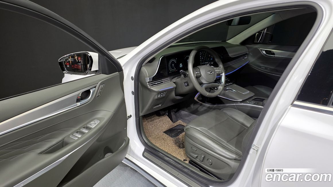 Hyundai Grandeur 2021