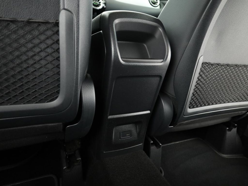 Mercedes-Benz B 250 2022