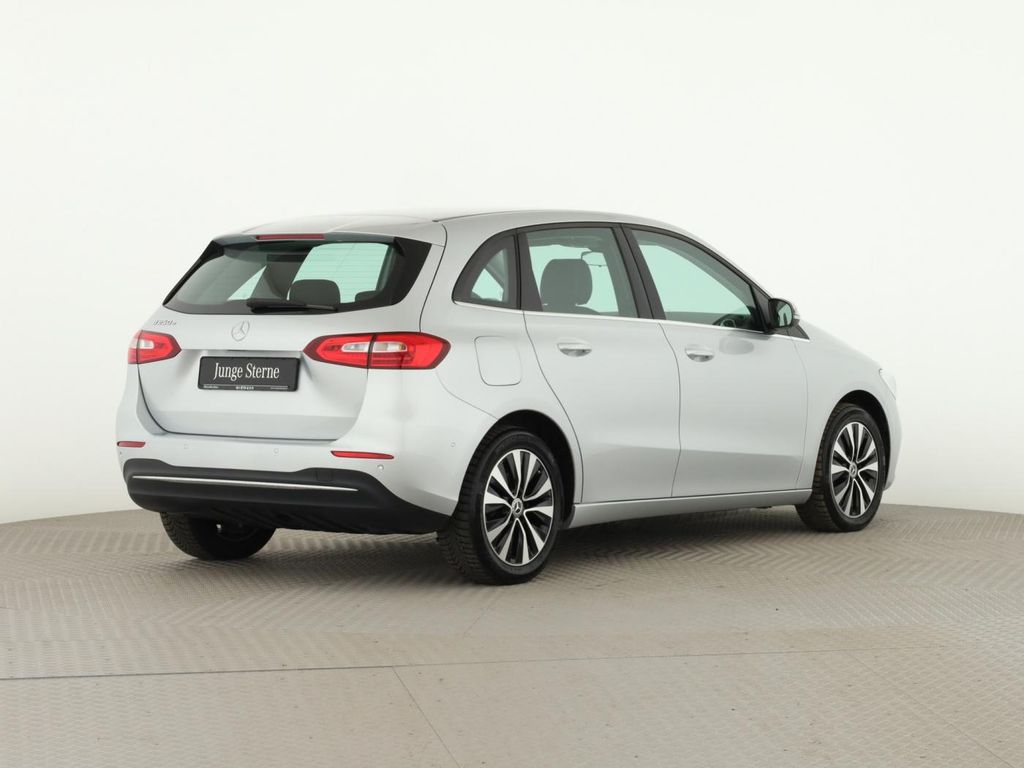Mercedes-Benz B 250 2022