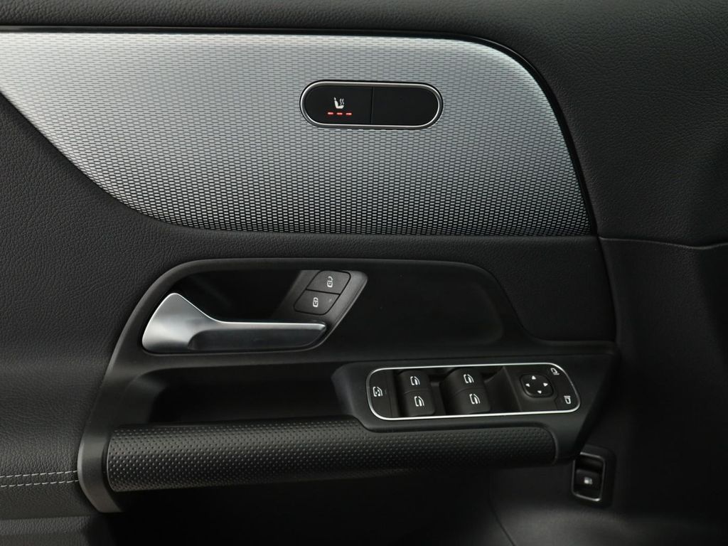 Mercedes-Benz B 250 2022