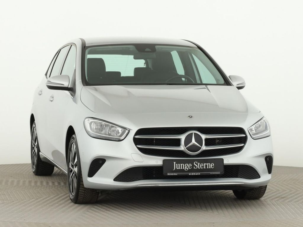 Mercedes-Benz B 250 2022
