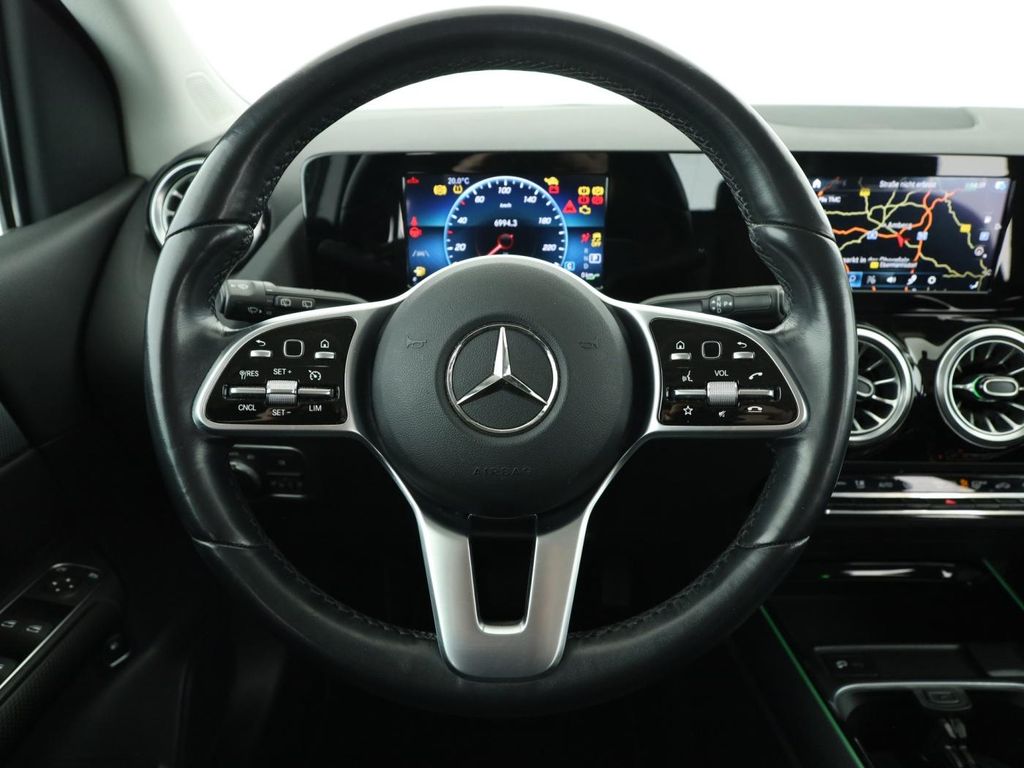 Mercedes-Benz B 250 2022