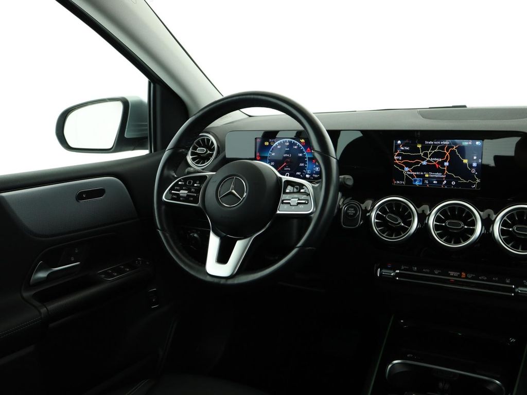 Mercedes-Benz B 250 2022