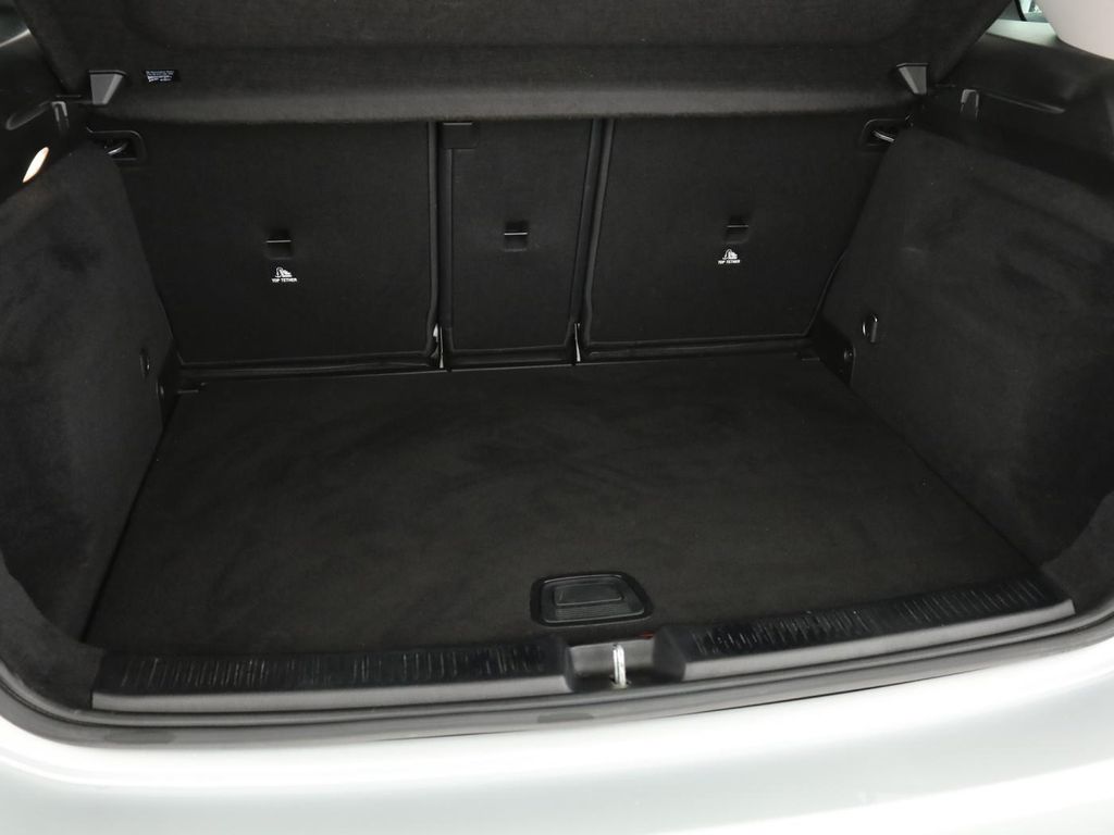 Mercedes-Benz B 250 2022