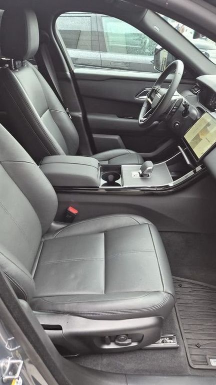 Land Rover Range Rover Velar 2025