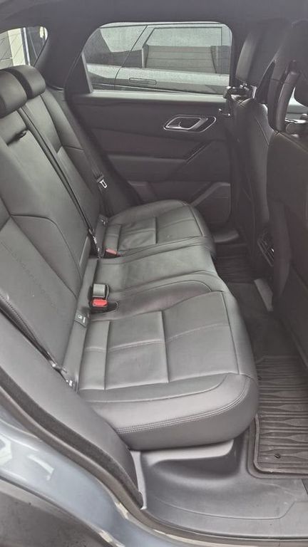 Land Rover Range Rover Velar 2025