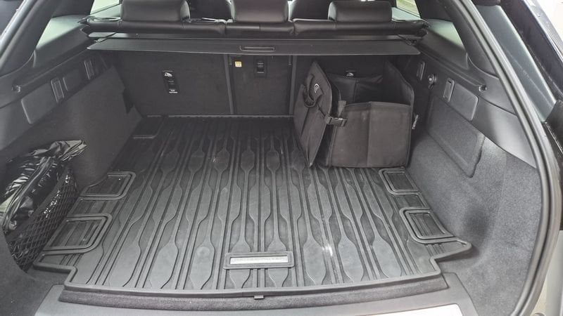 Land Rover Range Rover Velar 2025