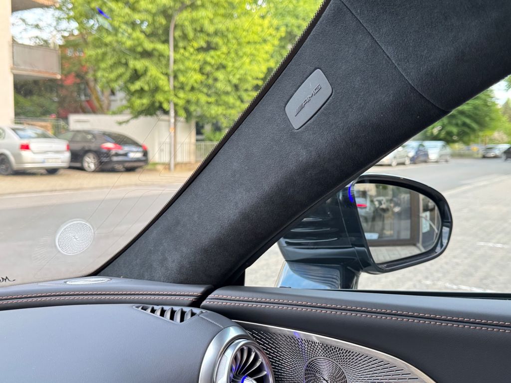 Mercedes-Benz SL 63 AMG