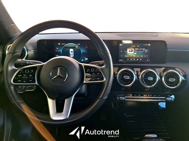 Mercedes-Benz A 180 2021