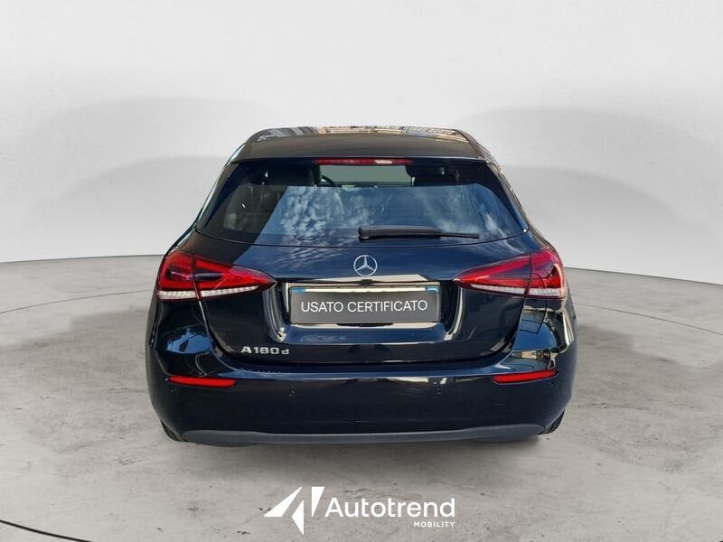 Mercedes-Benz A 180 2021