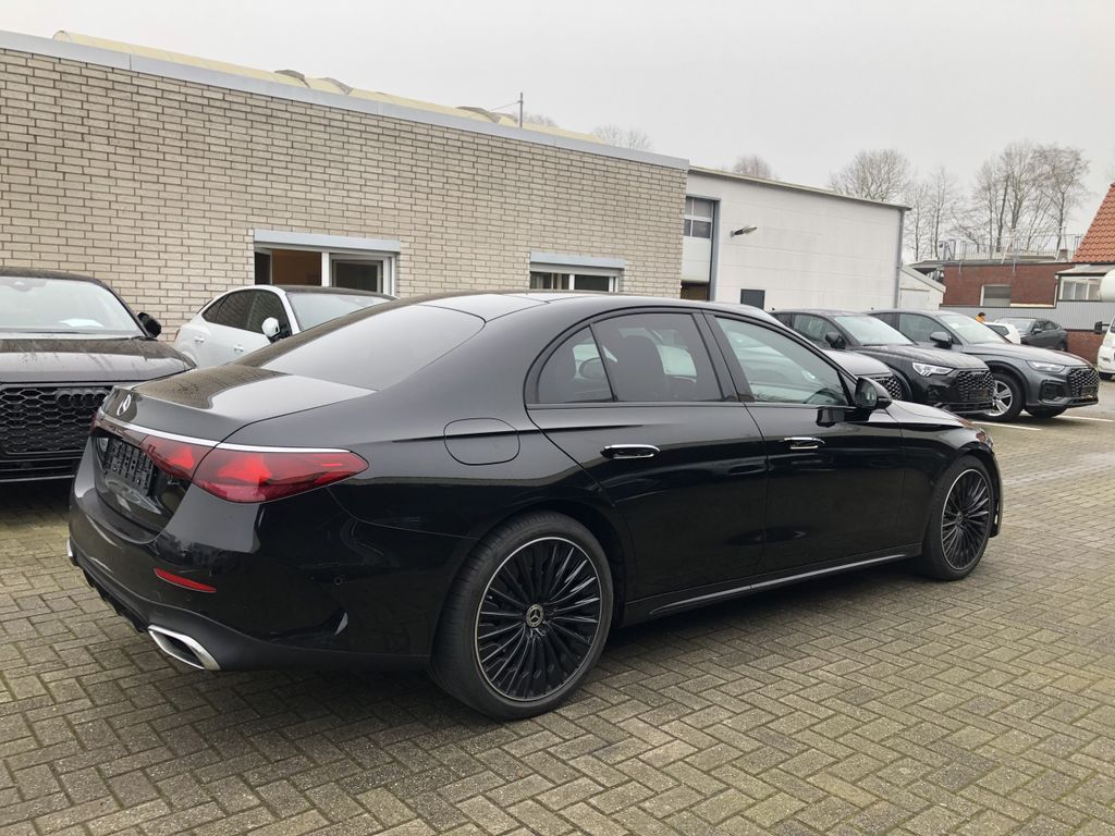 Mercedes-Benz E 300 2025