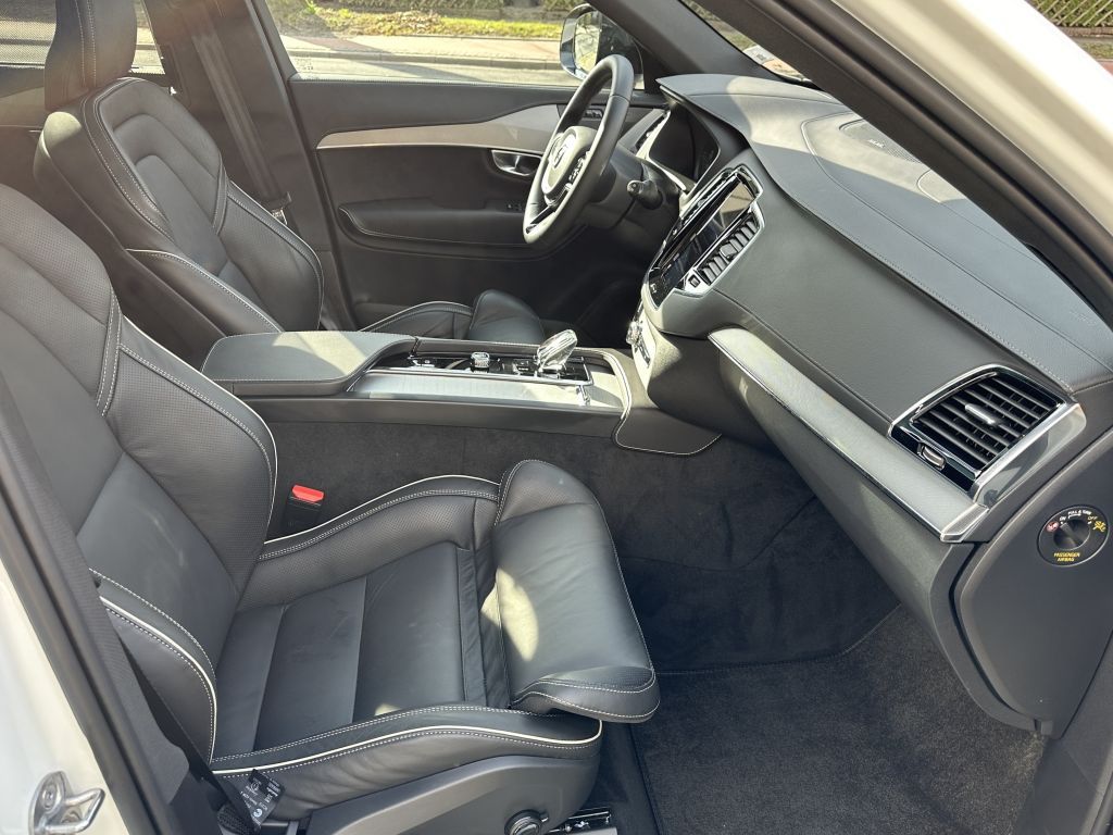 Volvo XC90 2023