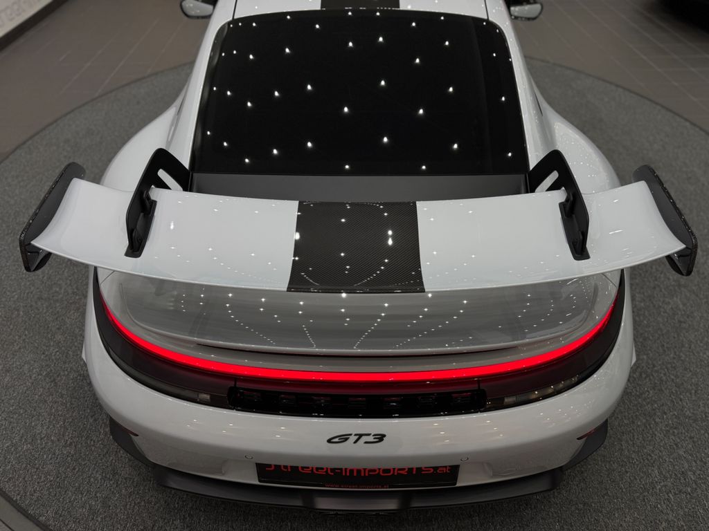 Porsche 992 2025