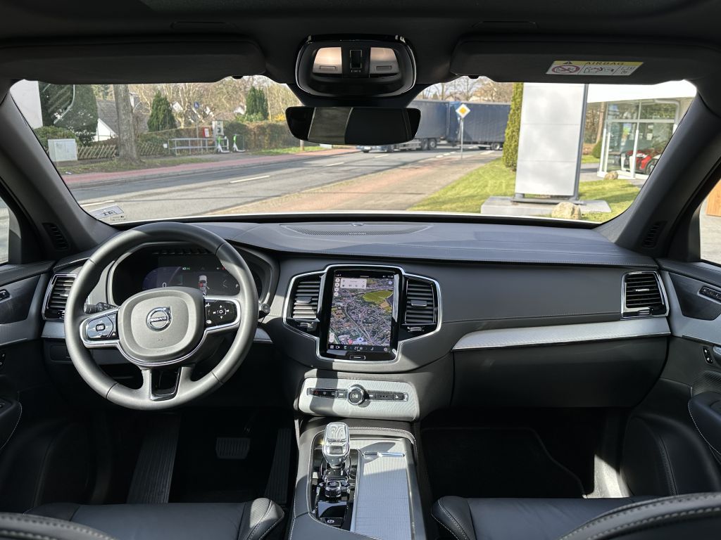 Volvo XC90 2023