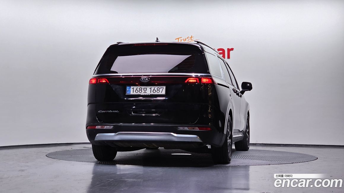 Kia Canival 2021
