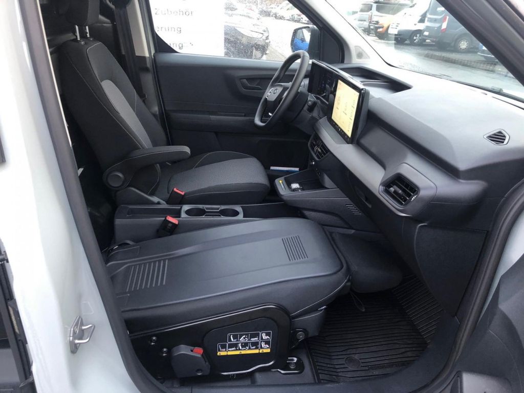 Ford Transit Courier 2025