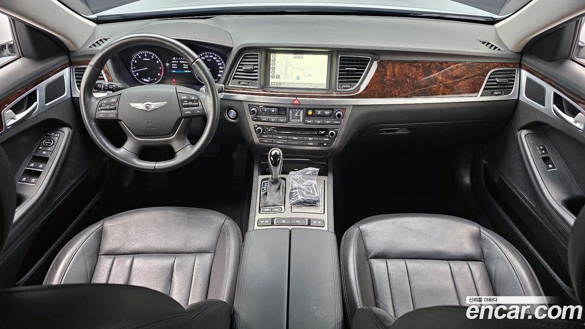 Hyundai Genesis 2016