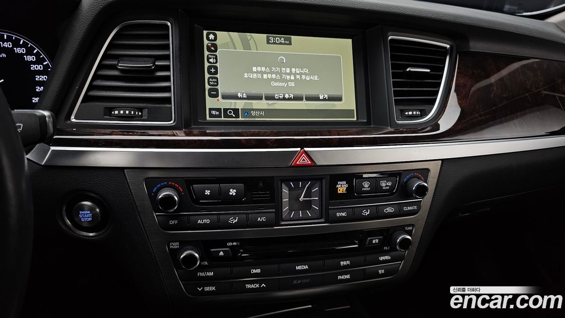 Hyundai Genesis 2016